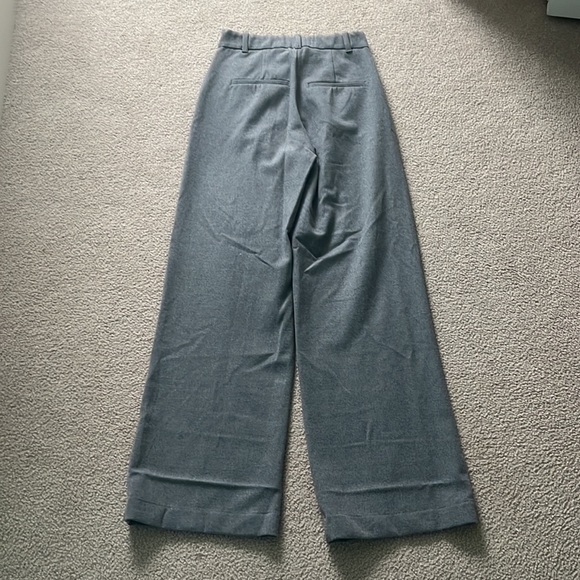 Abercrombie & Fitch Tailored Wide Leg Pant - Picture 4 of 5